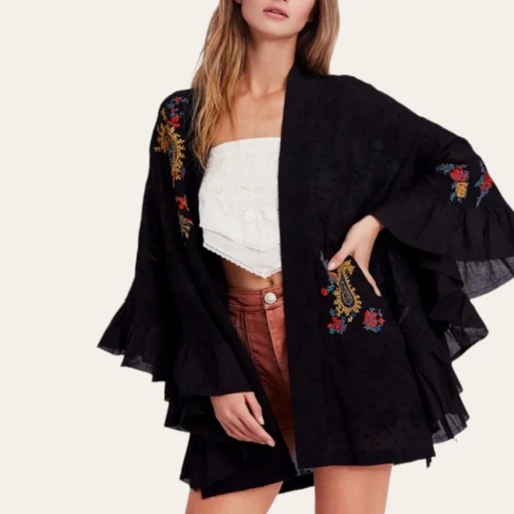 NWT Free People Dottie West Embroidered Ruffled Kimono Paisley Floral XS/S